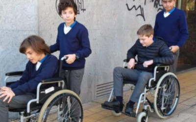 Jóvenes del Colegio Learning dialogan sobre discapacidad