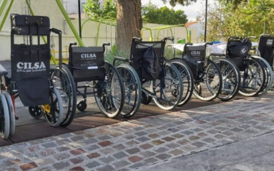 Usuarios mendocinos recibieron sillas de ruedas y otros elementos ortopédicos