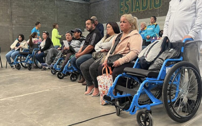 CILSA, junto a los padres Pepe y Tano, entregaron sillas de ruedas en el Gran Buenos Aires