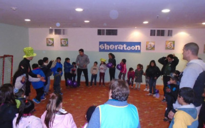 El hotel Sheraton agasajó a los chicos del hogar Autódromo